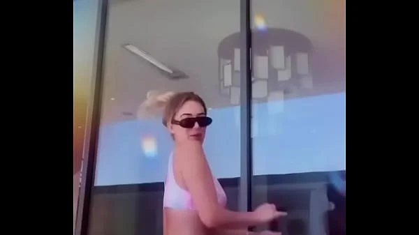 kylie jenner twerk