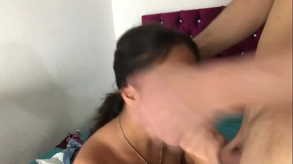 VIDEOS XXX EN ESPANOL MI VECINA MORENA DE 18 AÑOS COLEGIALA ME ESTABA LLAMANDO PARA QUE COLOQUE CHOCOLATE EN SU VAGINA MORENA