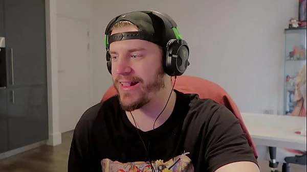 I BROKE INTO HER PUSSY FOR THIS REASON... (Fap CEO) [Uncensored]