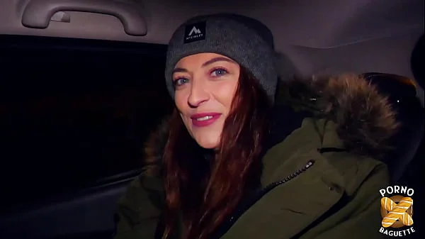 Beka, une brunette sexy qui veut de nouvelles expériences…