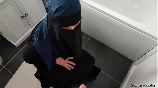 Arab house maid begs to fuck her in the ass