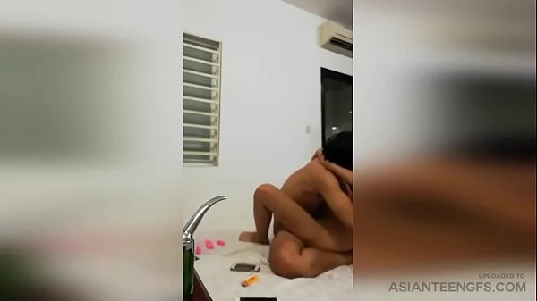 Cute Vietnamese college girl gets fucked by her boyfriend